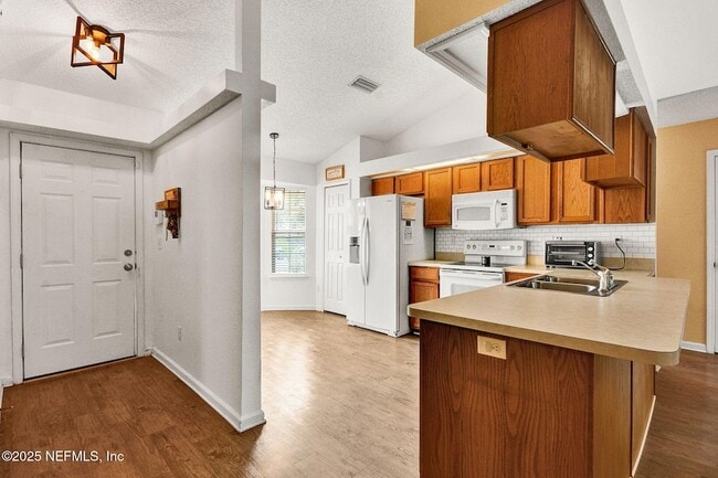 Photo - 8096 Beatle Blvd