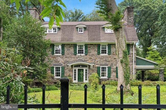 Building Photo - 217 Glenn Rd