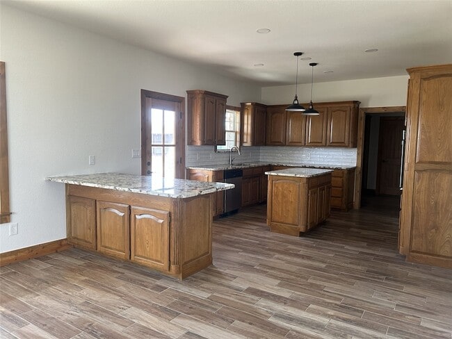 Photo - 307 Co Rd 4790