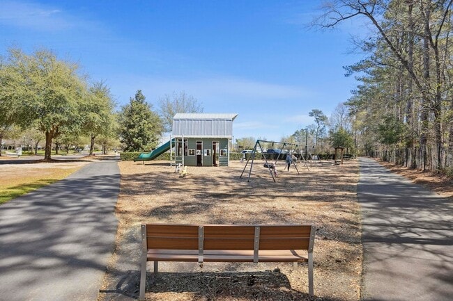 Photo - 108 Ingleside Dr