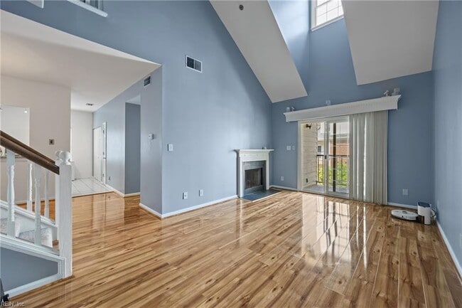 Photo - 321 Duke St Unit 130