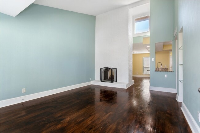 Photo - 5904 Sandhurst Ln Unit 246