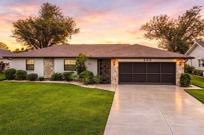 Building Photo - 290 Rotonda Cir