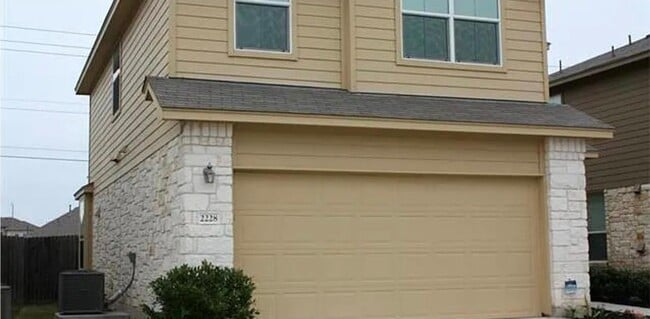 Photo - 2228 Nestlewood Dr