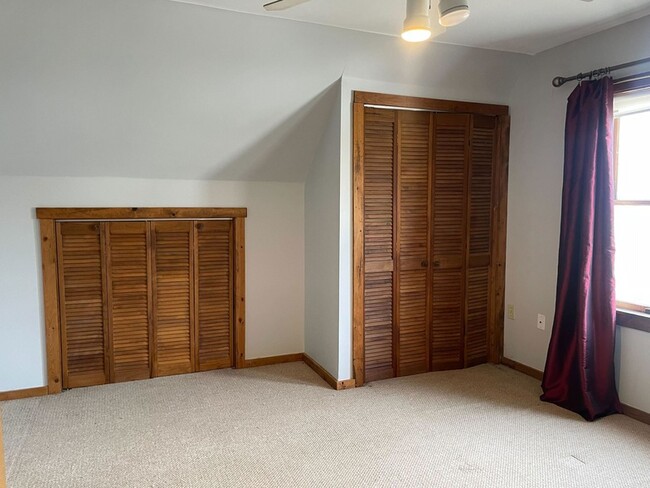 Photo - 156 Fair St Unit 3