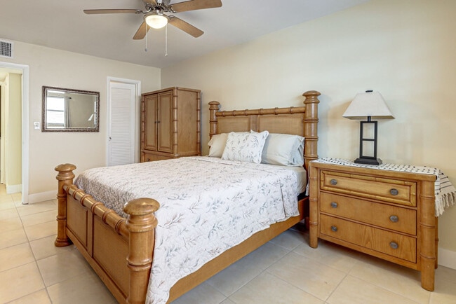 Photo - 1450 N Riverside Dr Unit SI FL2-ID1580602P