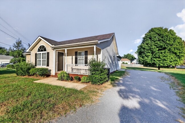 Photo - 2109 Dothan Dr
