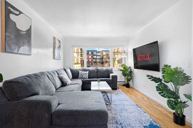 Photo - 3024 Humboldt Ave S Unit SI ID1272806P