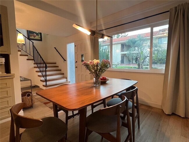 Photo - 740 W Huntington Dr Unit K