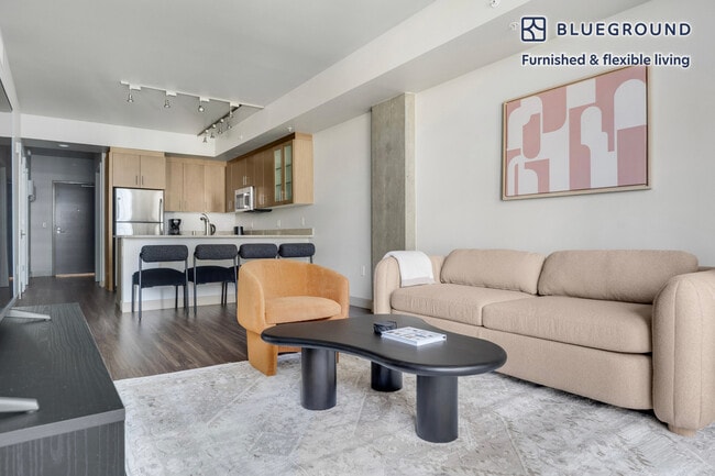 Photo - 2121 6th Ave Unit FL4-ID908