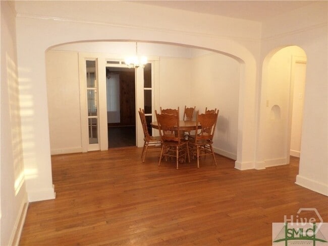 Photo - 141 Rommel Ave