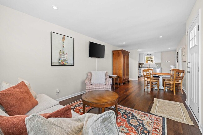 Photo - 633 Debbie Dr Unit SI ID1630013P