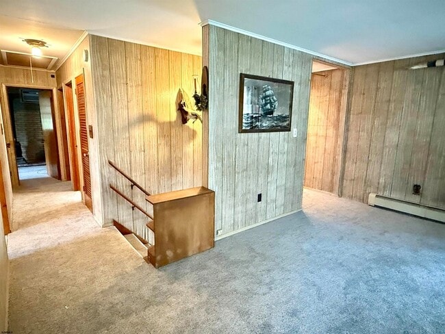 Photo - 908 Morris Ln