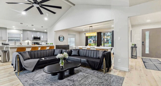 Building Photo - 5615 Cerritos Dr Unit SI ID1514815P