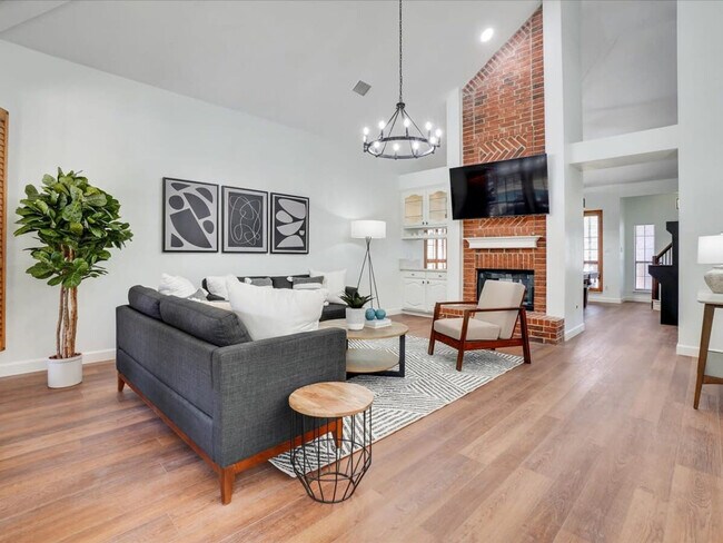 Photo - 922 Blackstone Dr Unit ID1019539P