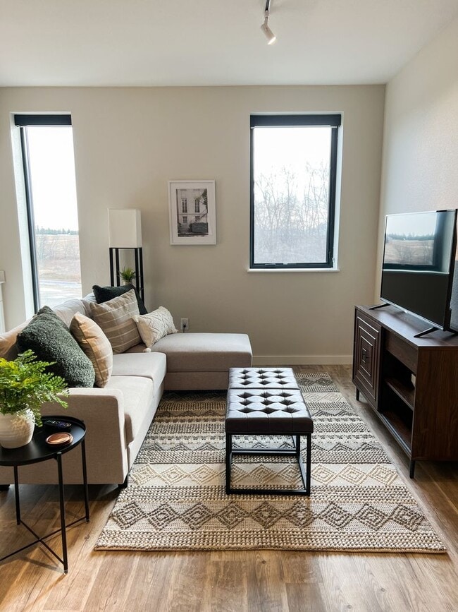 Photo - Briar Grove Apartments (Building D)