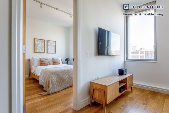 Photo - 550 W 54th St Unit SI FL27-ID1102