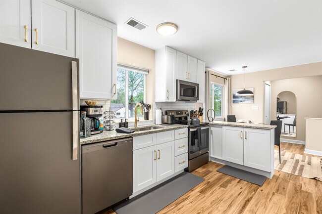 Photo - 18423 Sharon Ln Unit ID1032353P