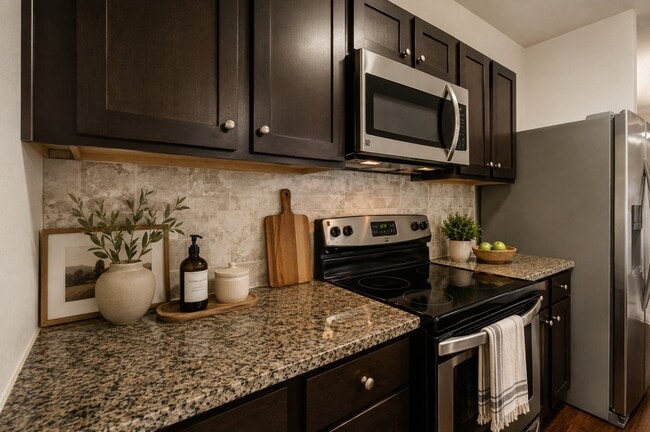 Photo - Creekside at Greenlawn Apartment Homes