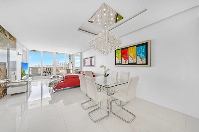 Photo - 1717 N Bayshore Dr Unit SI ID1054078P