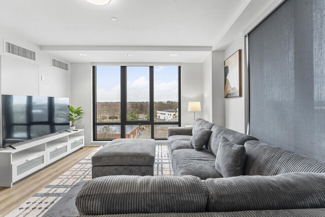 Building Photo - 280 Western Ave Unit SI ID1343267P