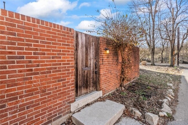 Photo - 80 Green St
