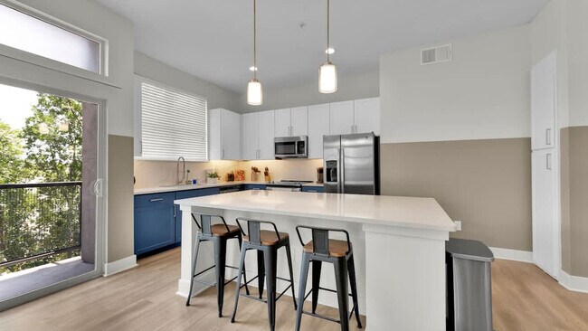 Photo - 2901 Indiana St Unit ID1285560P