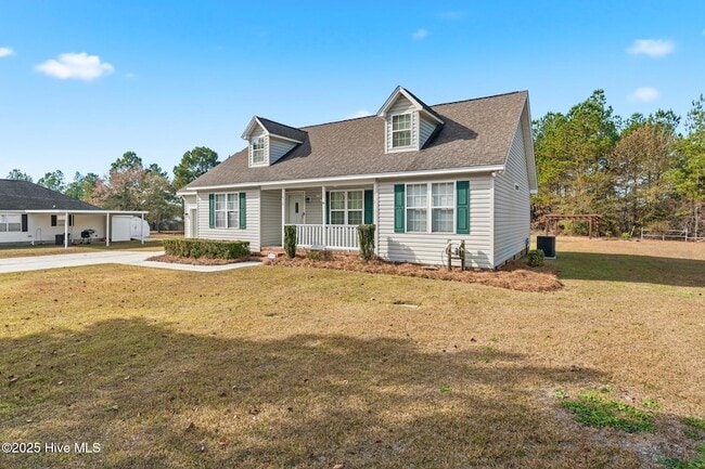 Photo - 558 Wiregrass Rd