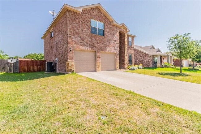 Photo - 560 Griffith Dr