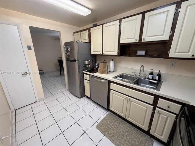 Photo - 9270 Fontainebleau Blvd Unit 102