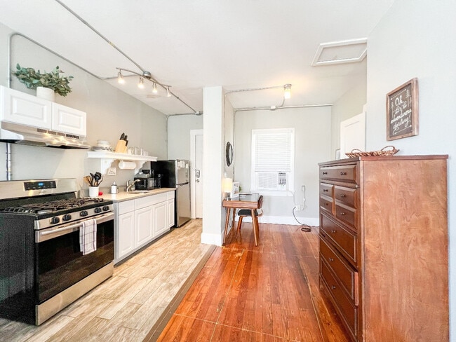 Photo - 308 Power St Unit ID1268415P