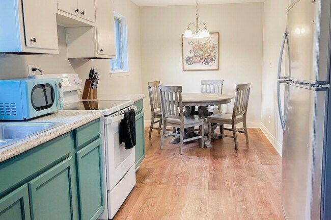 Photo - 8429 Daisy Dallas Rd