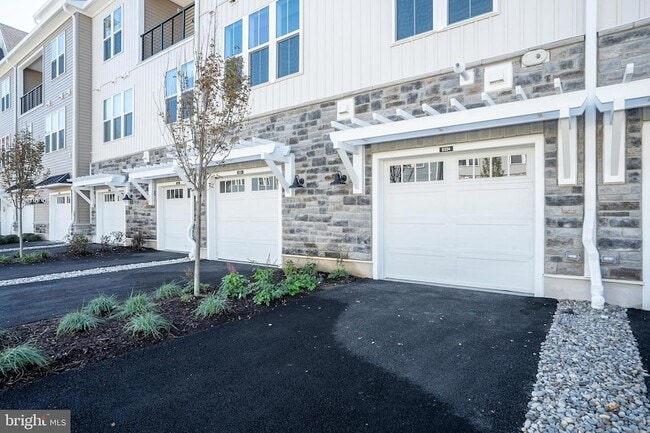 Photo - 8104 Donatello Dr