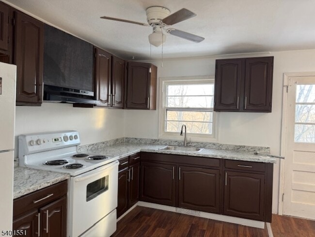 Photo - 59 Lakeview Dr