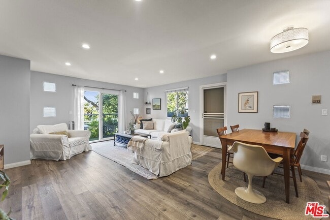 Photo - 712 Pacific St Unit 1