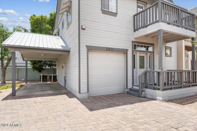 Building Photo - 2016 S Hammond Dr