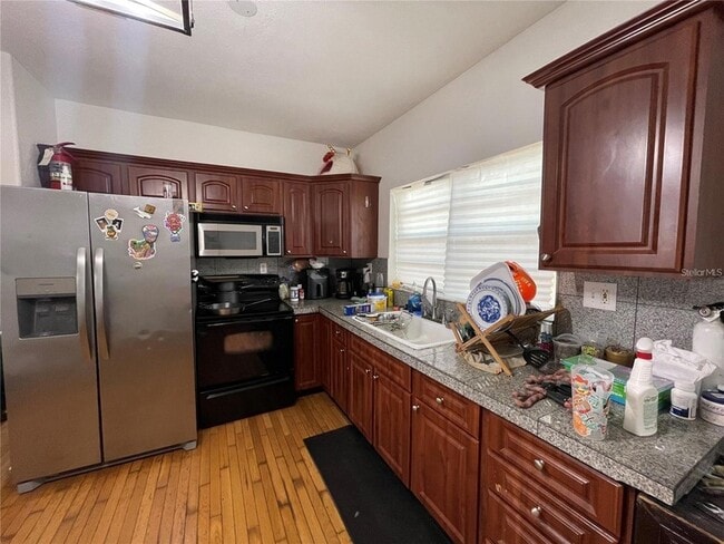 Photo - 2312 E 9th Ave