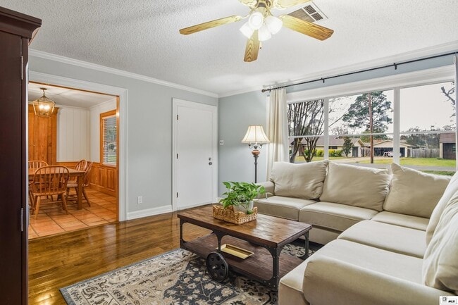 Photo - 1110 Hilton St