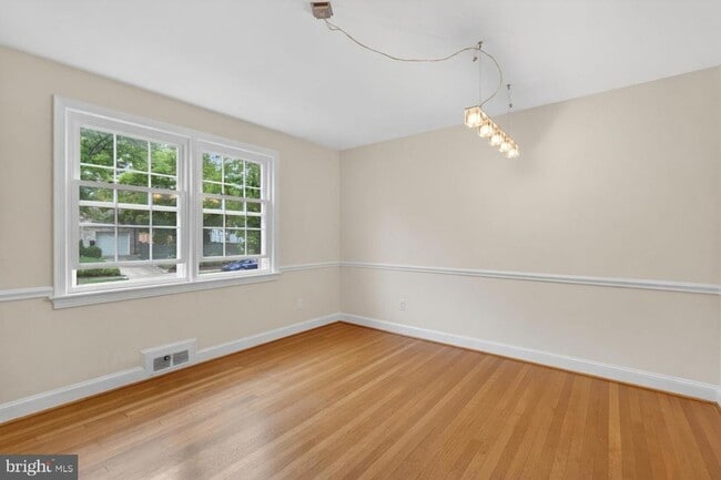 Photo - 4325 47th St NW