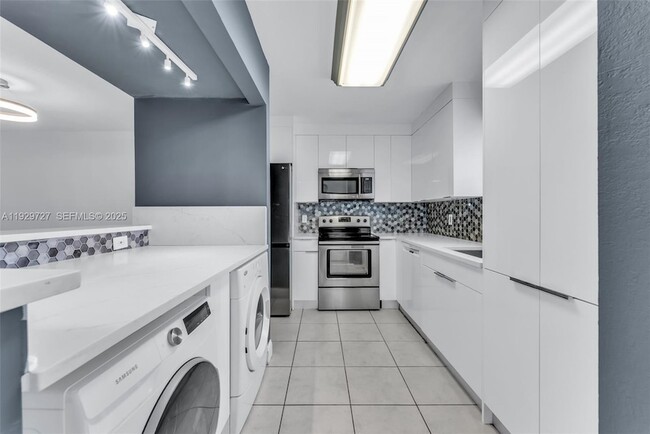 Building Photo - 2945 NW 68th St