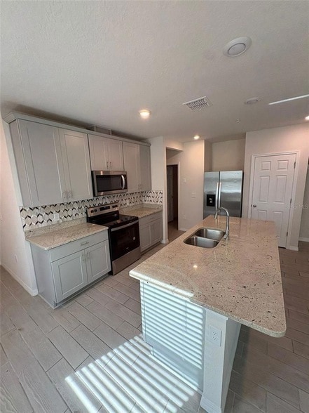 Photo - 2065 Milkweed St