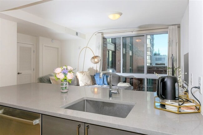 Photo - 201 Marin Blvd