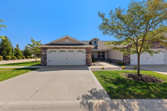 Photo - Redwood Westfield Myra Way