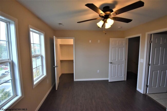 Photo - 321 Marlowe Cir