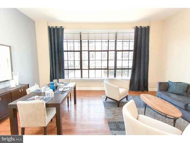 Photo - 600 N Broad St Unit 611