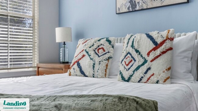 Photo - 100 Peyton Pl SW Unit 7304