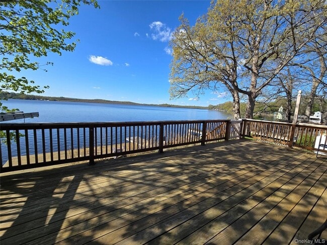 Photo - 36 Ten Broeck Ln