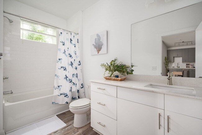 Photo - 542 Boulevard NE Unit ID1299407P