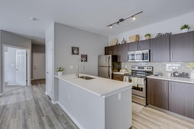 Photo - 15023 SW Millikan Way Unit ID1280446P