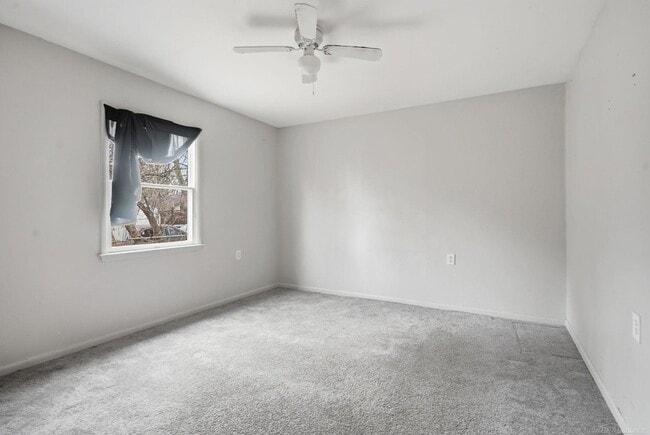 Photo - 925 Leland St